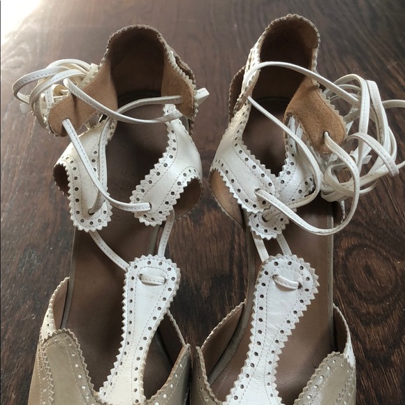 *SOLD* Hermes Brogue Leather Lace Up Heels - Picture 6 of 7